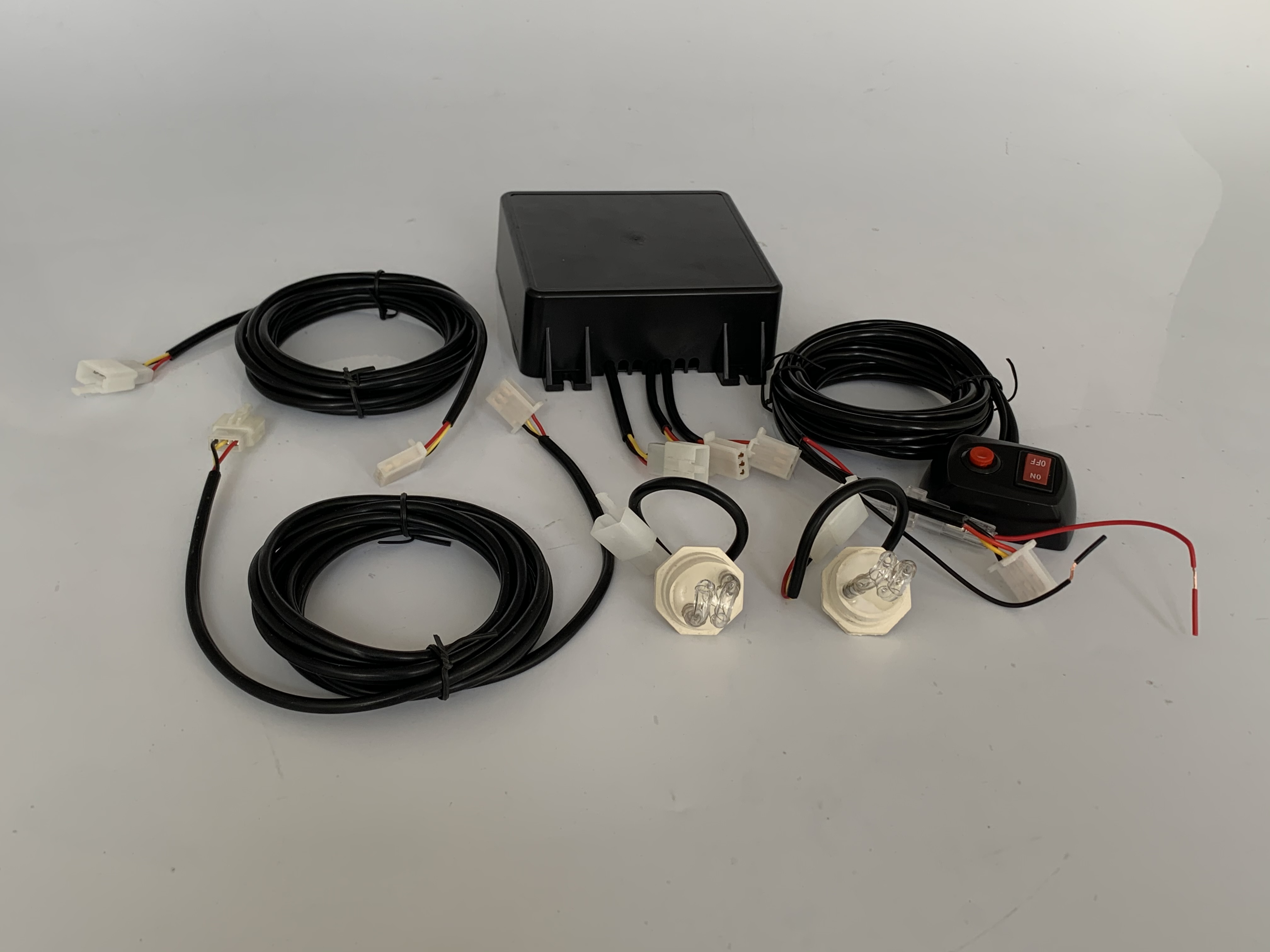 LTDH202 Strobe hideaway light